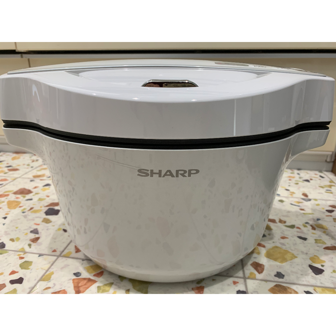 SHARP(シャープ)のホットクック　KN-HW16F-W スマホ/家電/カメラの調理家電(調理機器)の商品写真