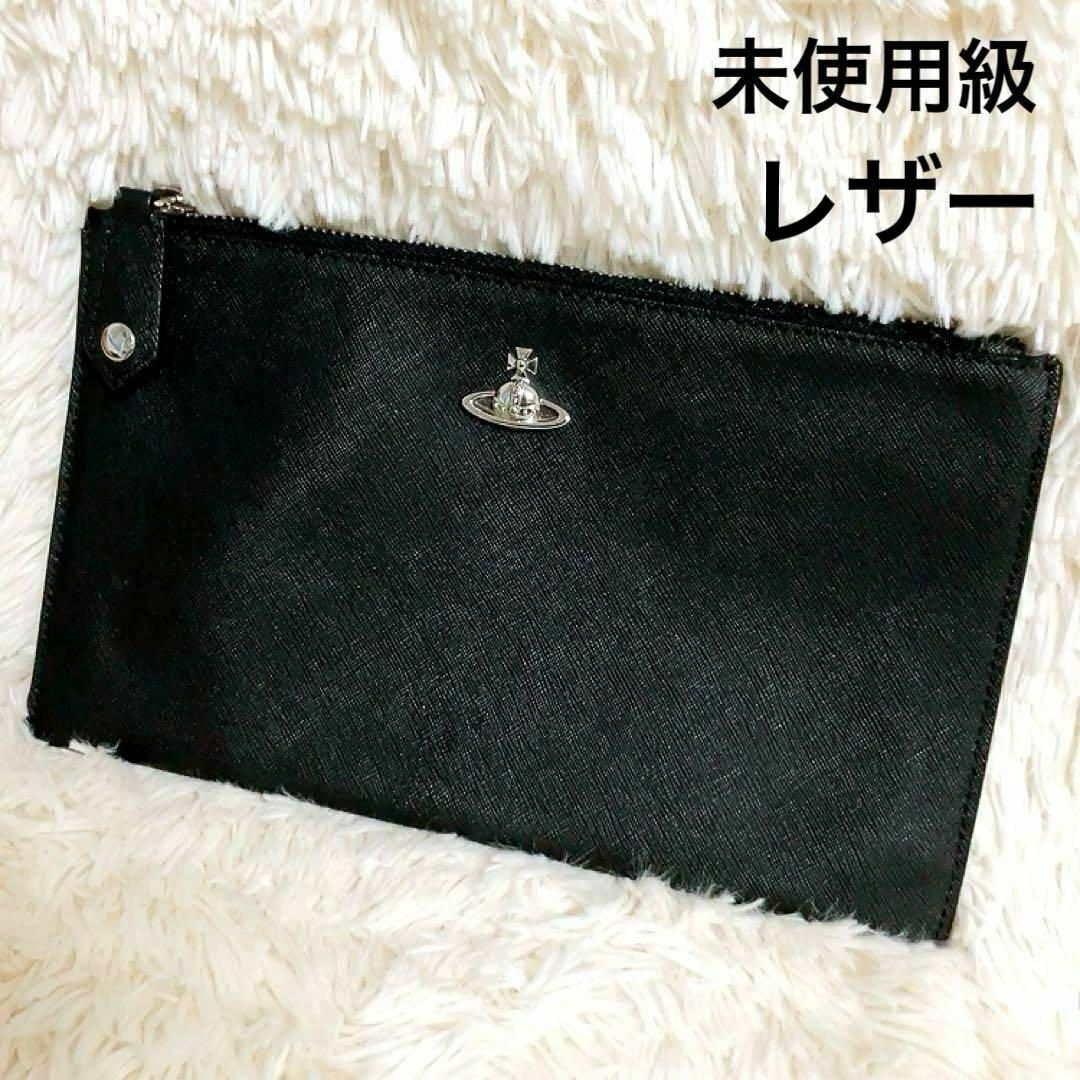 Vivienne Westwood(ヴィヴィアンウエストウッド)の【未使用級】Vivienne Westwood　クラッチバッグ　ポーチ　オーブ黒 レディースのバッグ(その他)の商品写真