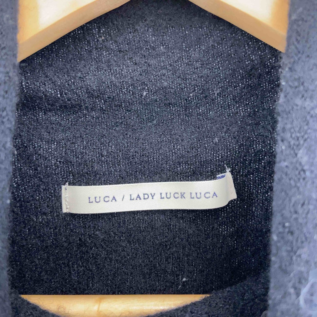 LUCA(ルカ)のLUCA LADY LUCK  ルカ　レディーラック　黒　タートルネック　　レディース  ニット/セーター レディースのトップス(ニット/セーター)の商品写真