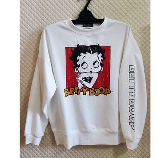 送料込み匿名発送　新品タグ付き♦️ベティちゃん Betty Boop ロンT(Tシャツ(長袖/七分))