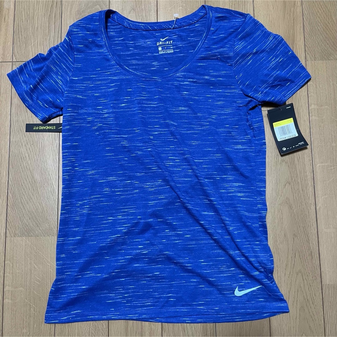 NIKE(ナイキ)のNIKE ナイキ ランニングウェア スポーツウェア　レディース　 ランニング　B レディースのトップス(Tシャツ(半袖/袖なし))の商品写真