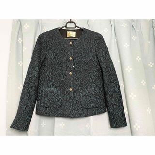 新品スピック&スパンNobleノーカラージャケット36ローズ柄32000円 