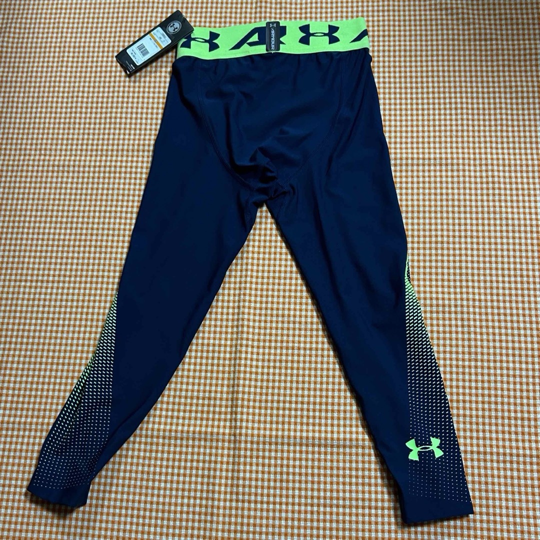 UNDER ARMOUR(アンダーアーマー)のUAアンダーアーマー トレーニングスパッツ メンズSM ネイビー×ビビットG スポーツ/アウトドアのトレーニング/エクササイズ(トレーニング用品)の商品写真