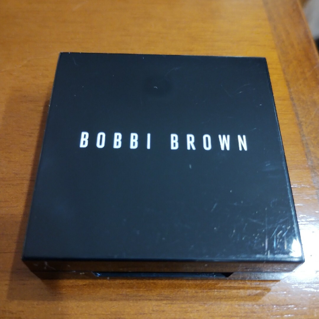 BOBBI BROWN(ボビイブラウン)のボビイブラウン　ハイライト　ミニ　ハイライティングパウダー　01 ピンクグロウ コスメ/美容のベースメイク/化粧品(フェイスカラー)の商品写真