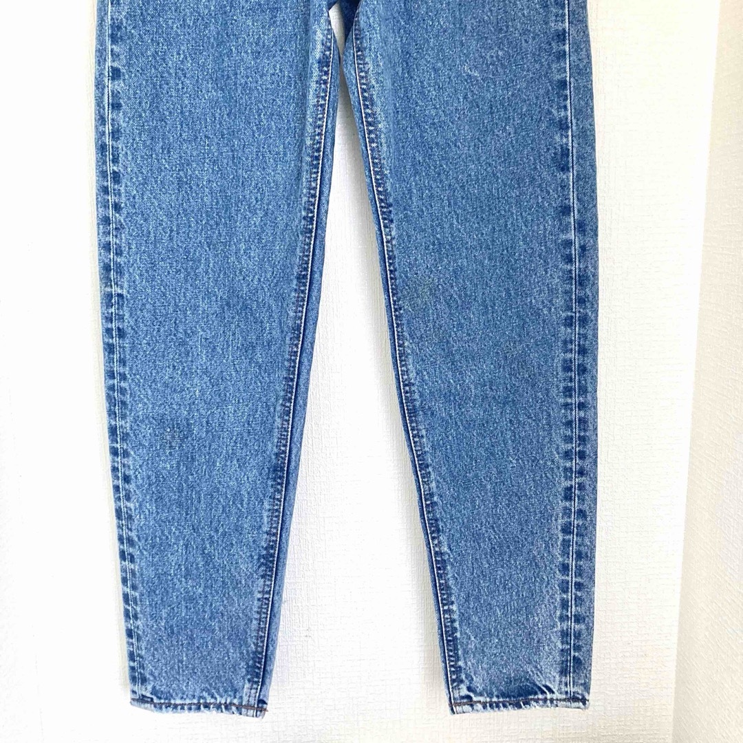 moussy(マウジー)のmoussy HW CHEMICAL SLIM TAPERED　デニムパンツ レディースのパンツ(デニム/ジーンズ)の商品写真