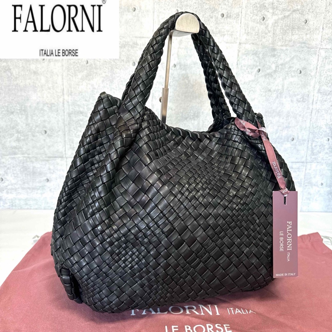 FALORNI(ファロルニ)の専用品 FALORNI イントレチャート 黒 ハンドバッグ定価198,000円 レディースのバッグ(ハンドバッグ)の商品写真