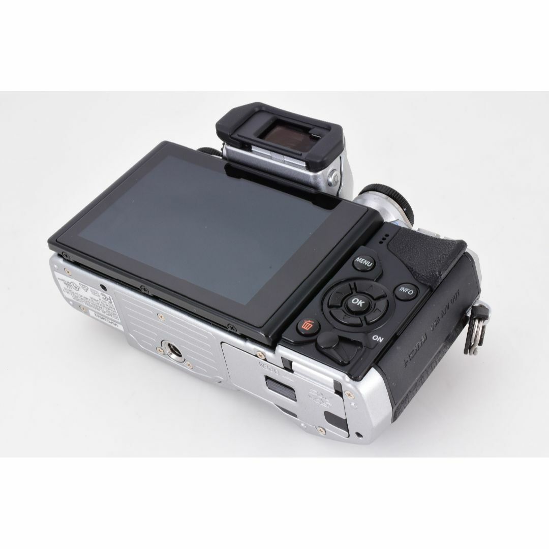OLYMPUS(オリンパス)の【Wifi搭載】OLYMPUS OM-D E-M10 単焦点レンズ すぐ撮影可能 スマホ/家電/カメラのカメラ(ミラーレス一眼)の商品写真