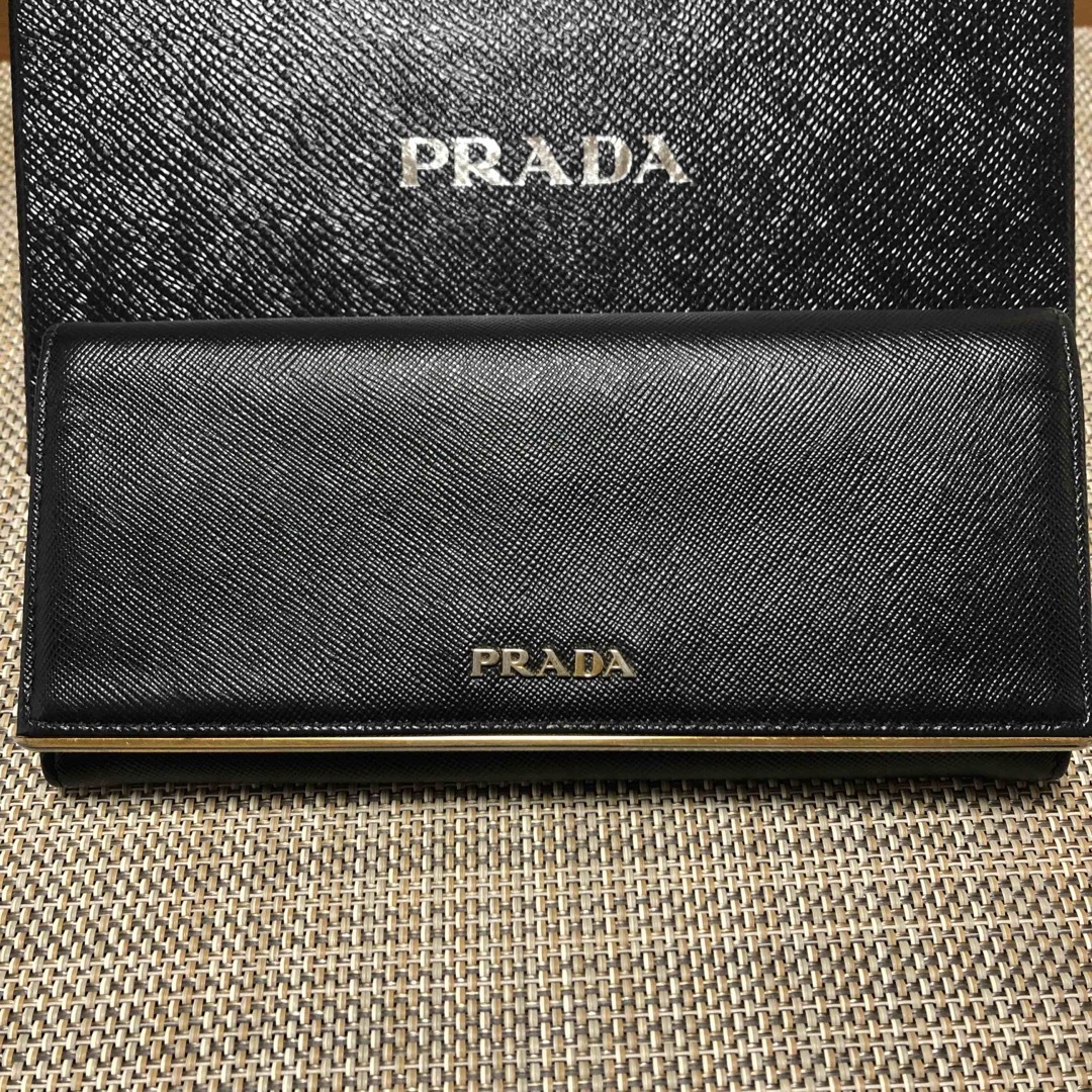 PRADA(プラダ)のPRADA 財布 レディースのファッション小物(財布)の商品写真