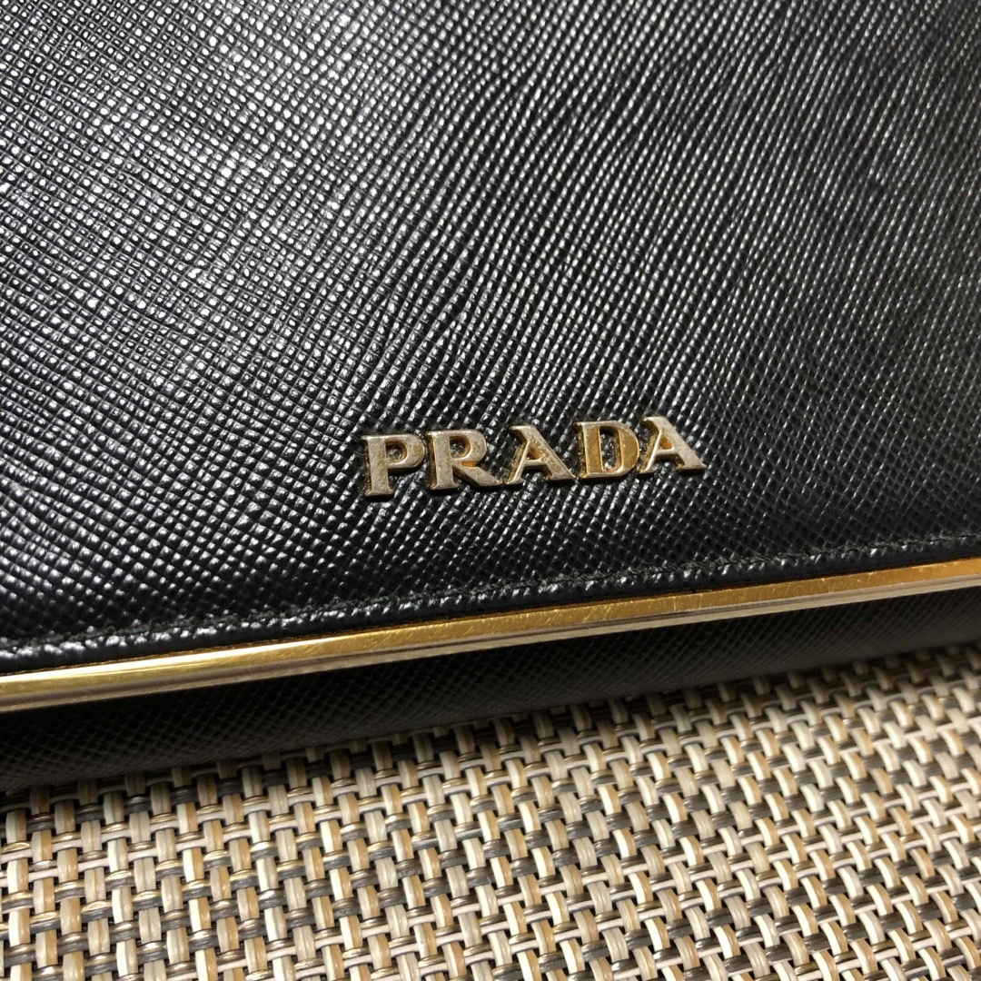 PRADA(プラダ)のPRADA 財布 レディースのファッション小物(財布)の商品写真