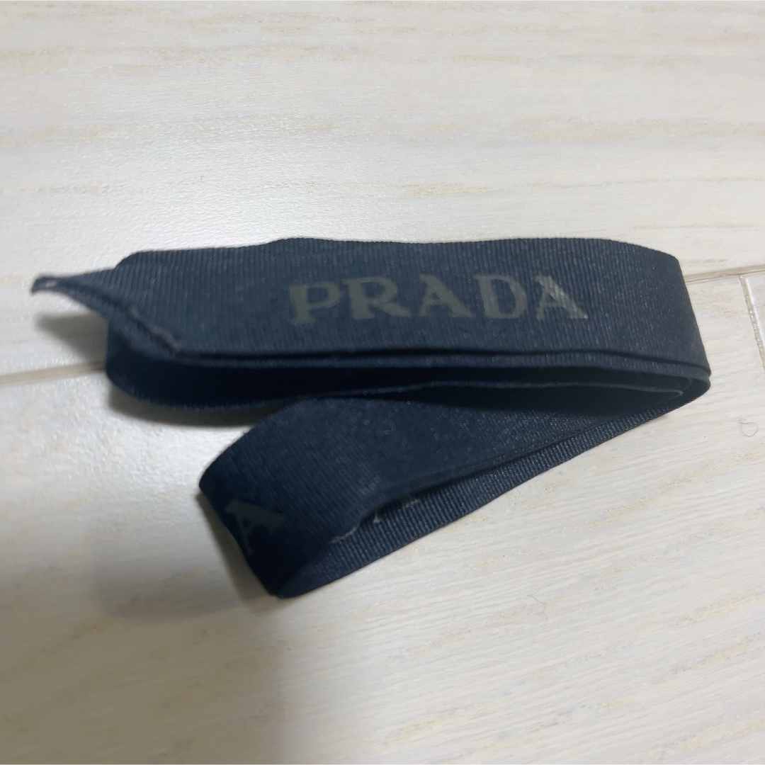 PRADA(プラダ)のPRADAリボン インテリア/住まい/日用品のオフィス用品(ラッピング/包装)の商品写真