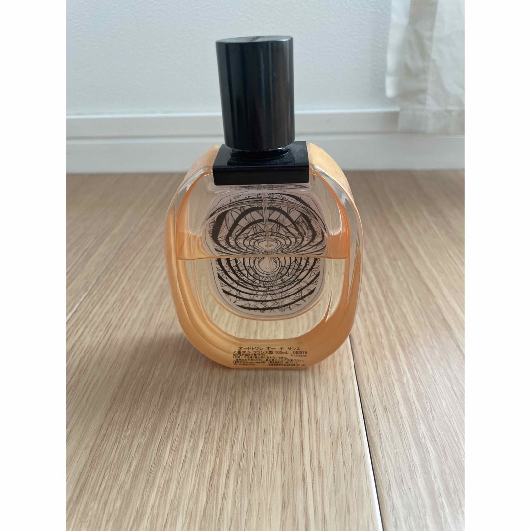 diptyque(ディプティック)のdiptyque オーデサンス　100ml コスメ/美容の香水(ユニセックス)の商品写真