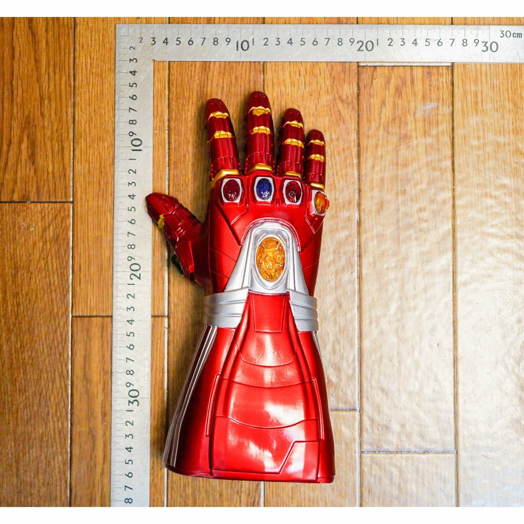 手袋　コスプレ アイアンマンの手　グローブ　大人　35cm【残3のみ】 エンタメ/ホビーのコスプレ(小道具)の商品写真