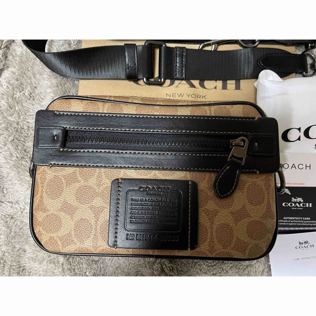 COACH(コーチ)の新品　コーチ　バッグ　COACH メンズのバッグ(メッセンジャーバッグ)の商品写真