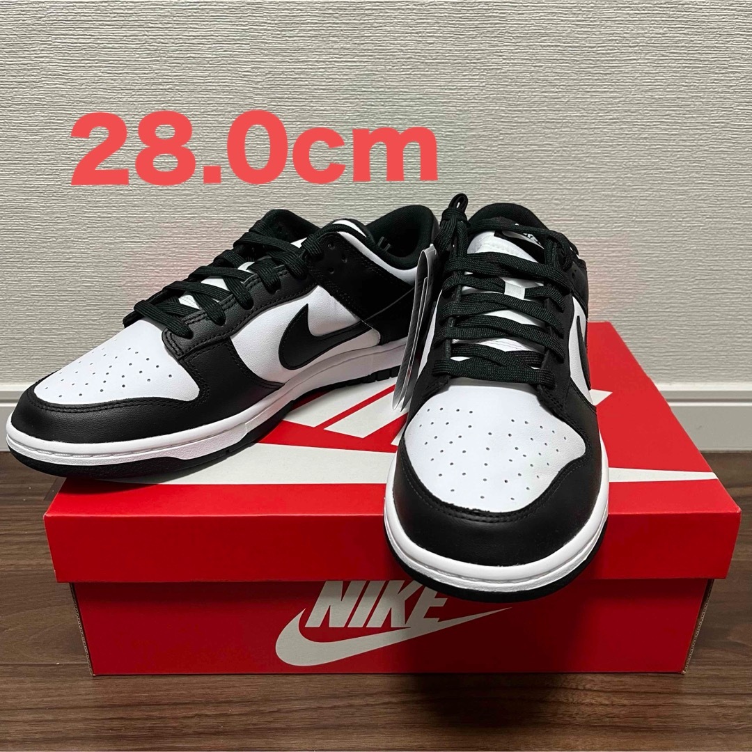 NIKE(ナイキ)のNIKE DUNK LOW パンダ ダンク メンズの靴/シューズ(スニーカー)の商品写真