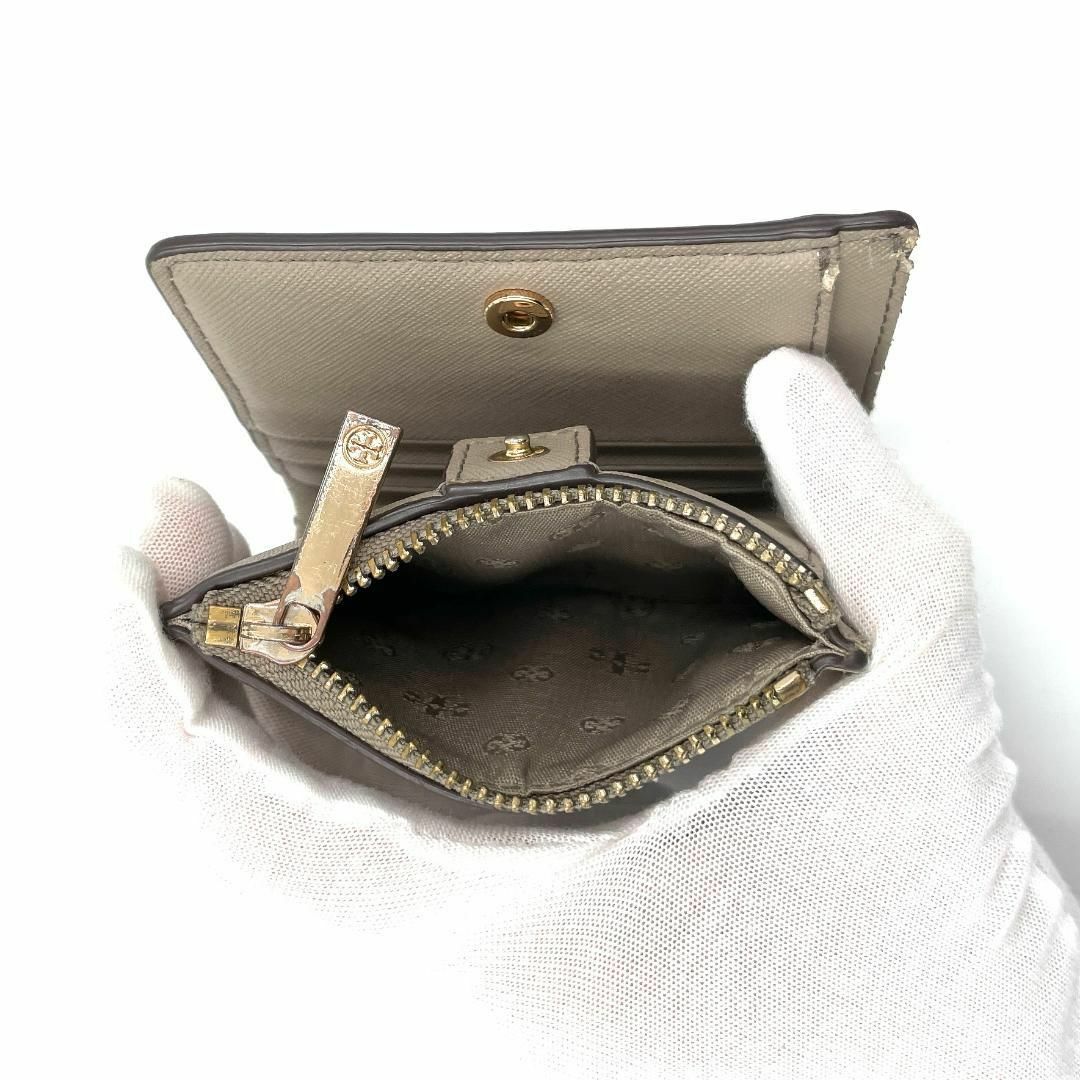 Tory Burch(トリーバーチ)のトリーバーチ PVC レザー 二つ折り財布 レディース 財布 ベージュ 美品 レディースのファッション小物(財布)の商品写真