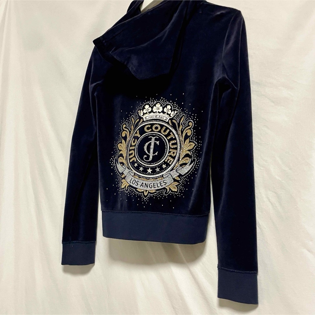 Juicy Couture(ジューシークチュール)の★美品・ほぼ未使用★ JUICY COUTURE ベロア ジップアップパーカー レディースのトップス(パーカー)の商品写真