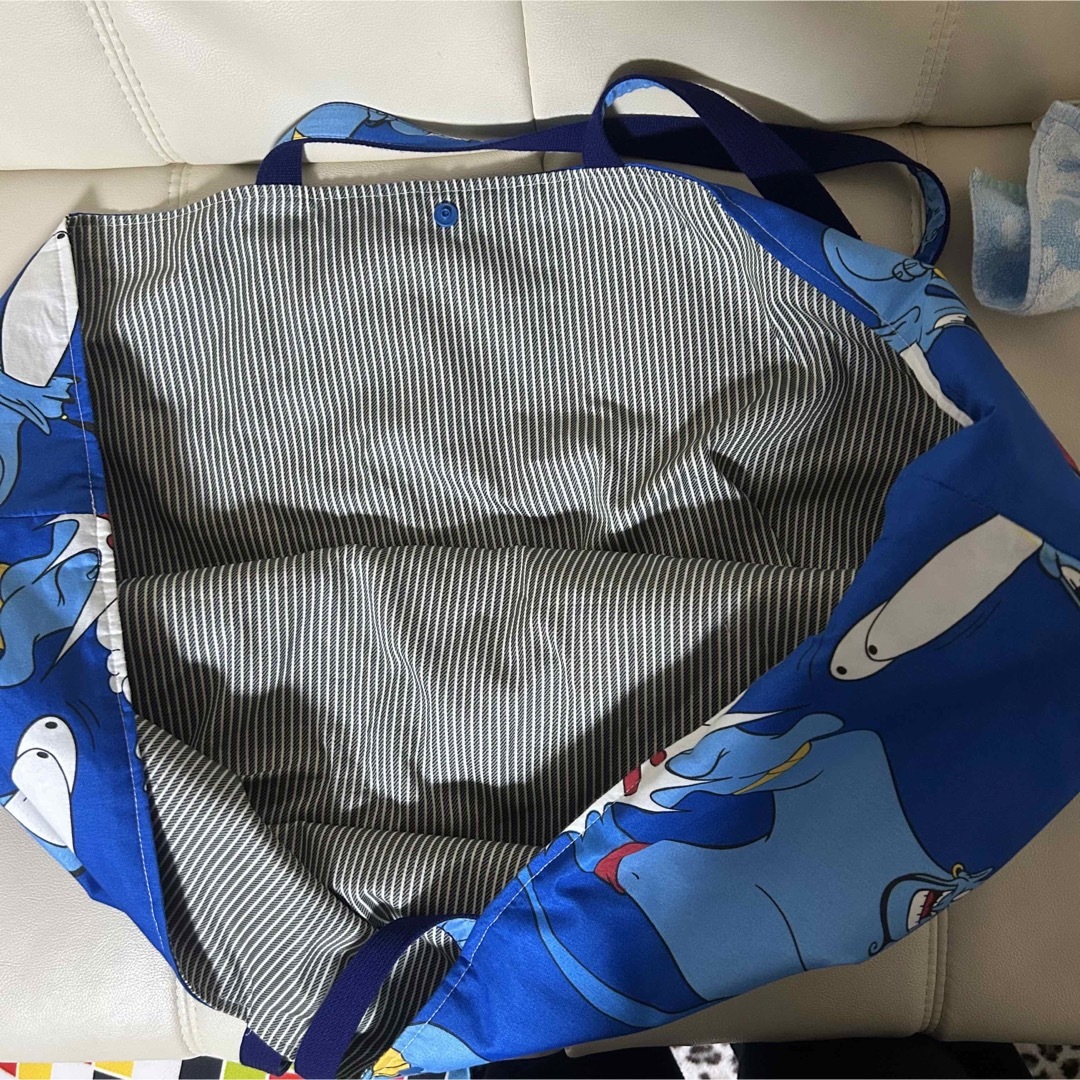 Disney(ディズニー)のアラジン　ジーニー　エコバッグ　レジバッグ　旅行バッグ レディースのバッグ(エコバッグ)の商品写真