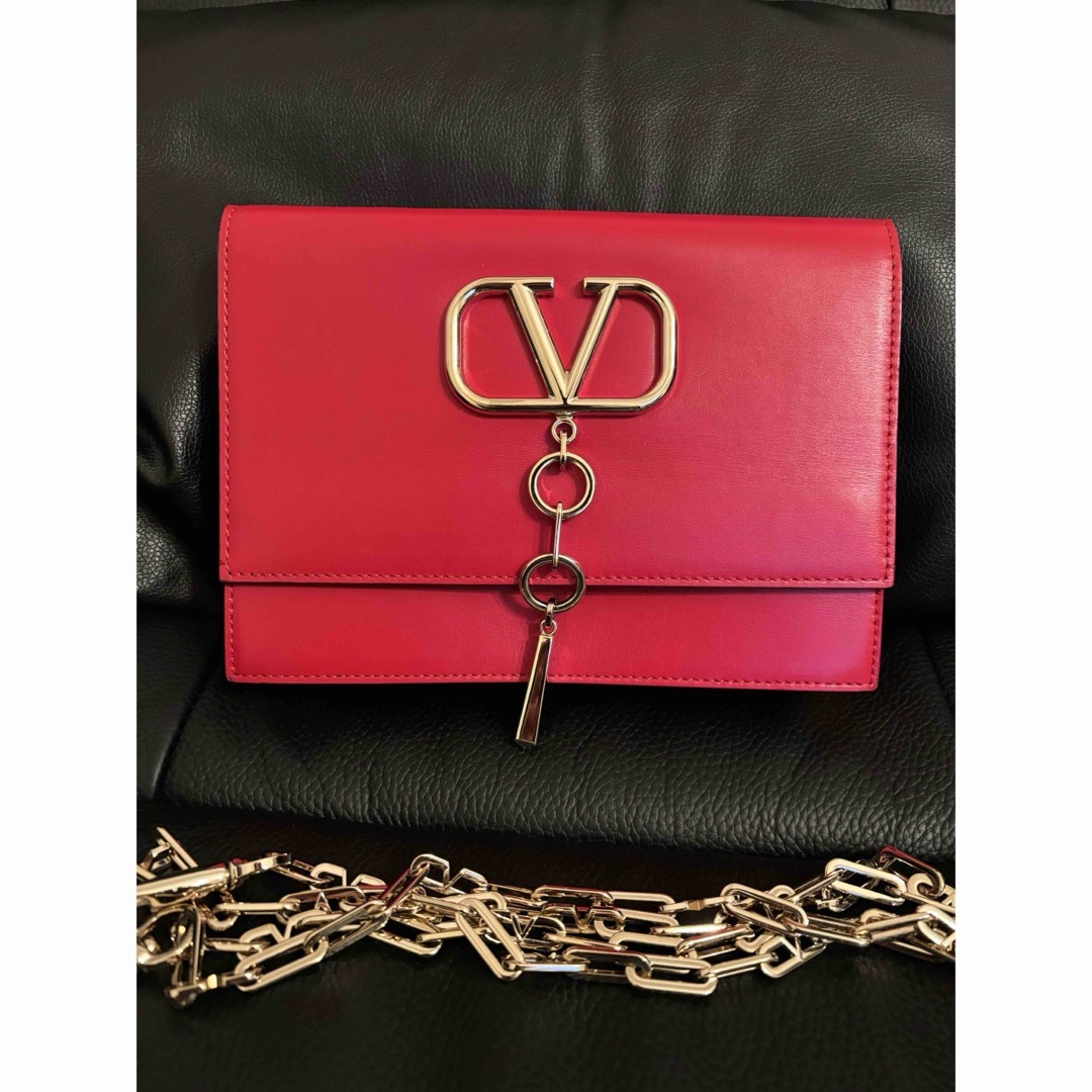 VALENTINO(ヴァレンティノ)のヴァレンティノ　ショルダーバッグ レディースのバッグ(ショルダーバッグ)の商品写真