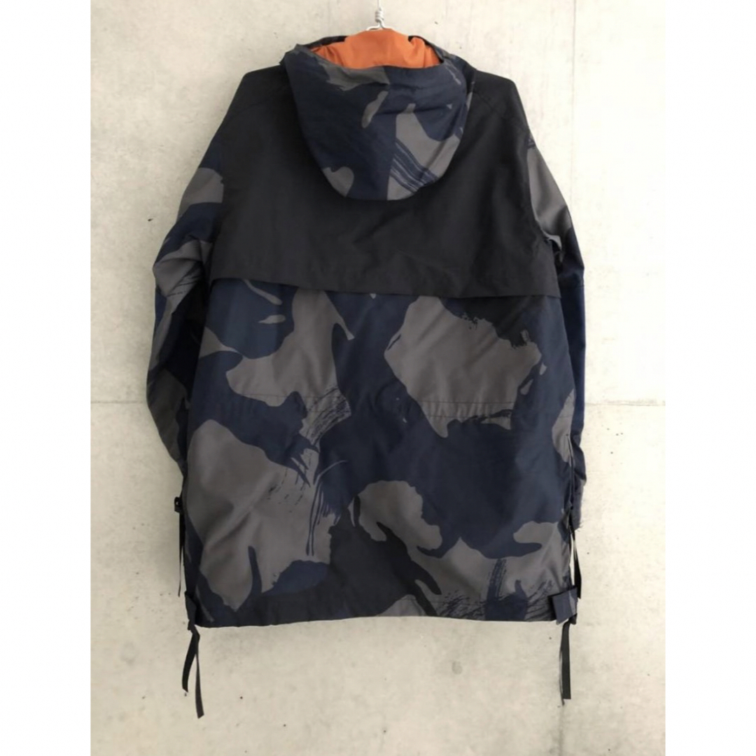 JUNYA WATANABE COMME des GARCONS(ジュンヤワタナベコムデギャルソン)のJUNYA WATANABE MAN CANADA GOOSE 迷彩ジャケット メンズのジャケット/アウター(マウンテンパーカー)の商品写真