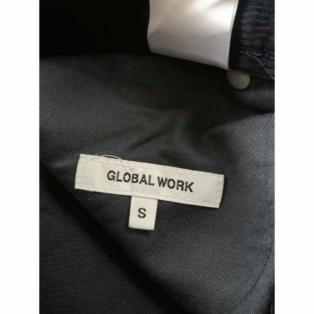 GLOBAL WORK(グローバルワーク)のGLOBAL WORK(グローバルワーク) ブラック シンプルズボン Sサイズ メンズのパンツ(デニム/ジーンズ)の商品写真