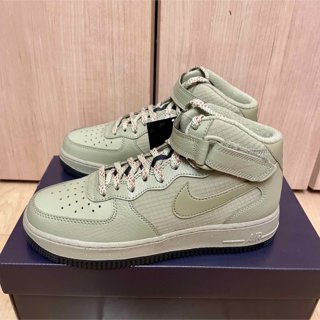 NIKE(ナイキ)の新品 NIKE AIR FORCE 1 MID ナイキ エア フォース ワン メンズの靴/シューズ(スニーカー)の商品写真