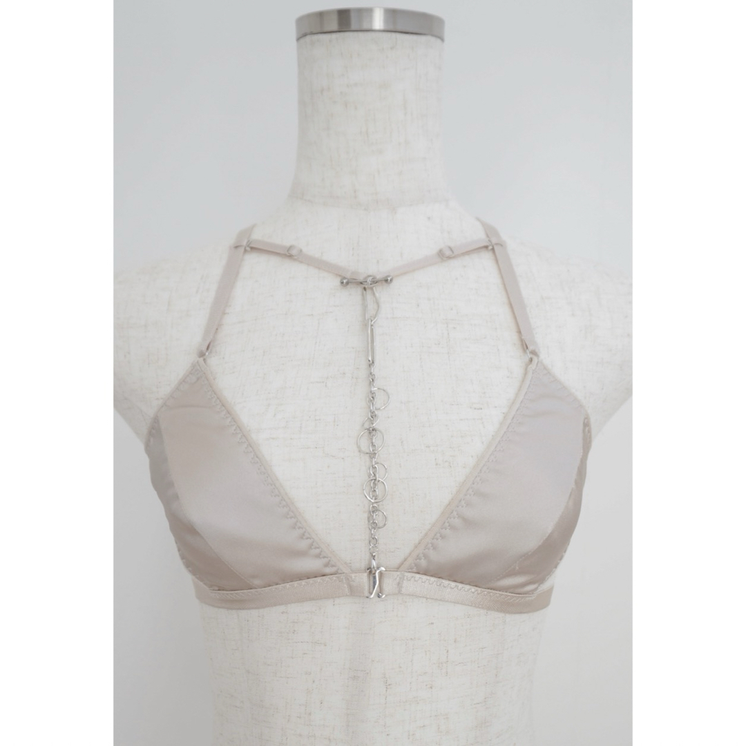 【kiff lingerie】Deformed Triangle Bra レディースの下着/アンダーウェア(ブラ&ショーツセット)の商品写真