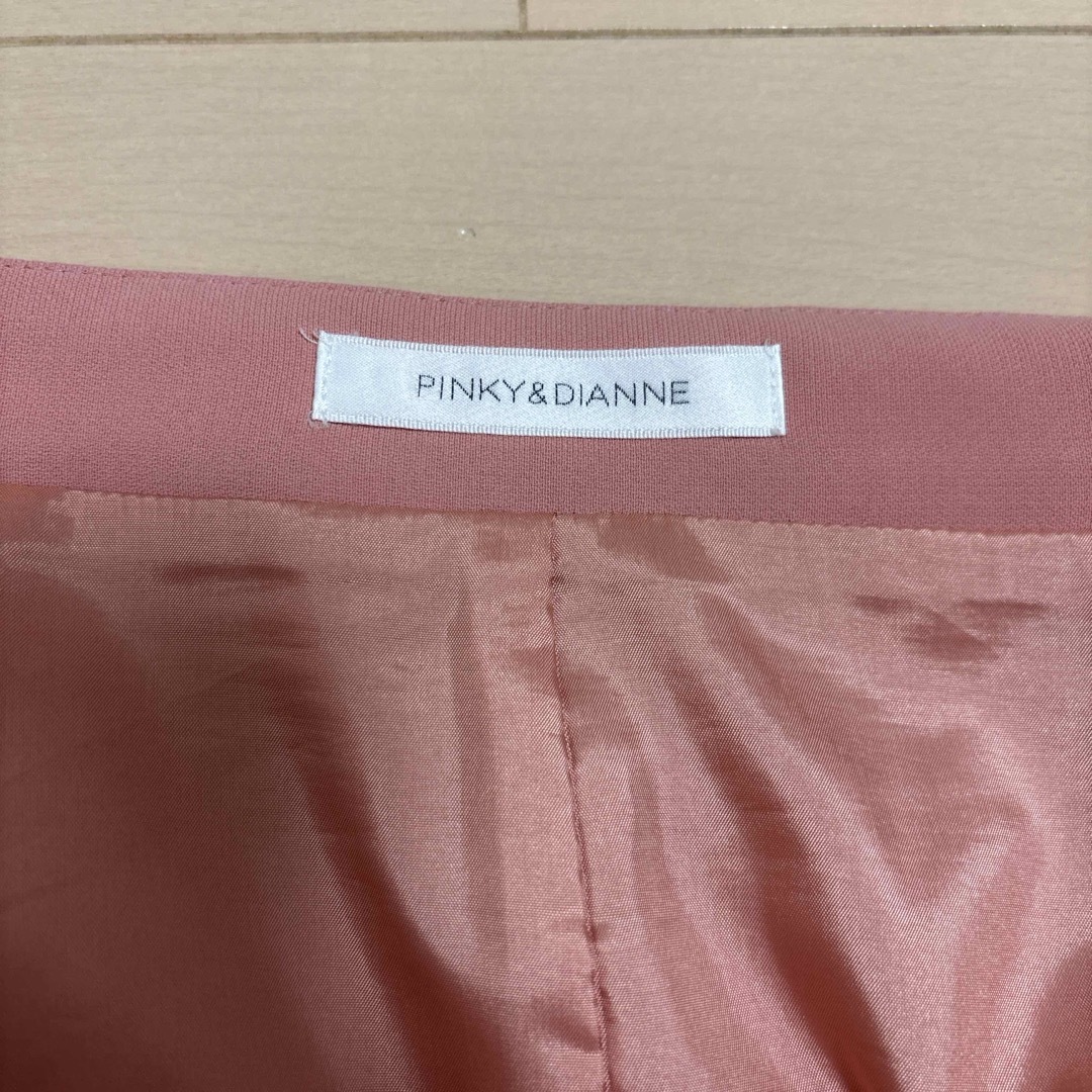 Pinky&Dianne(ピンキーアンドダイアン)のピンキーアンドダイアン　膝丈スカート　タイトスカート レディースのスカート(ひざ丈スカート)の商品写真