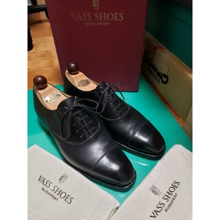 【美品】VASS SHOES ヴァーシュ ブラック　ストレートチップ 　39.5(ドレス/ビジネス)