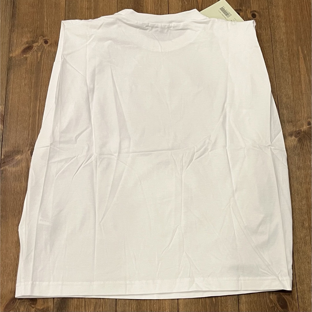 blanc basque(ブランバスク)の【新品】ブランバスク✳︎Tシャツ✳︎ノースリーブ✳︎ロゴ✳︎夏服 レディースのトップス(Tシャツ(半袖/袖なし))の商品写真