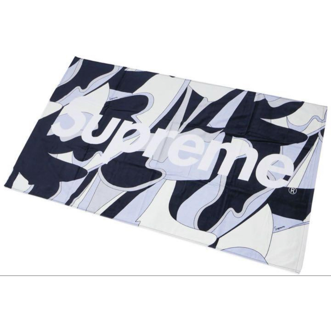 Supreme(シュプリーム)の【新品】Supreme Abstract Beach Towel In Grey インテリア/住まい/日用品の日用品/生活雑貨/旅行(タオル/バス用品)の商品写真