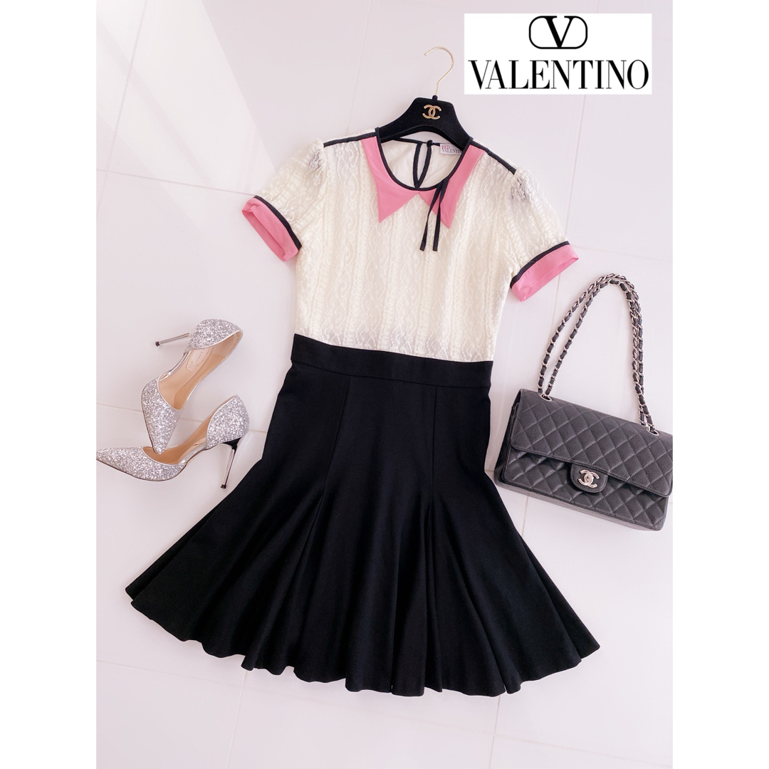 RED VALENTINO(レッドヴァレンティノ)のRED VALENTINO【定価12万】襟付きドッキング レースワンピース 半袖 レディースのワンピース(ひざ丈ワンピース)の商品写真