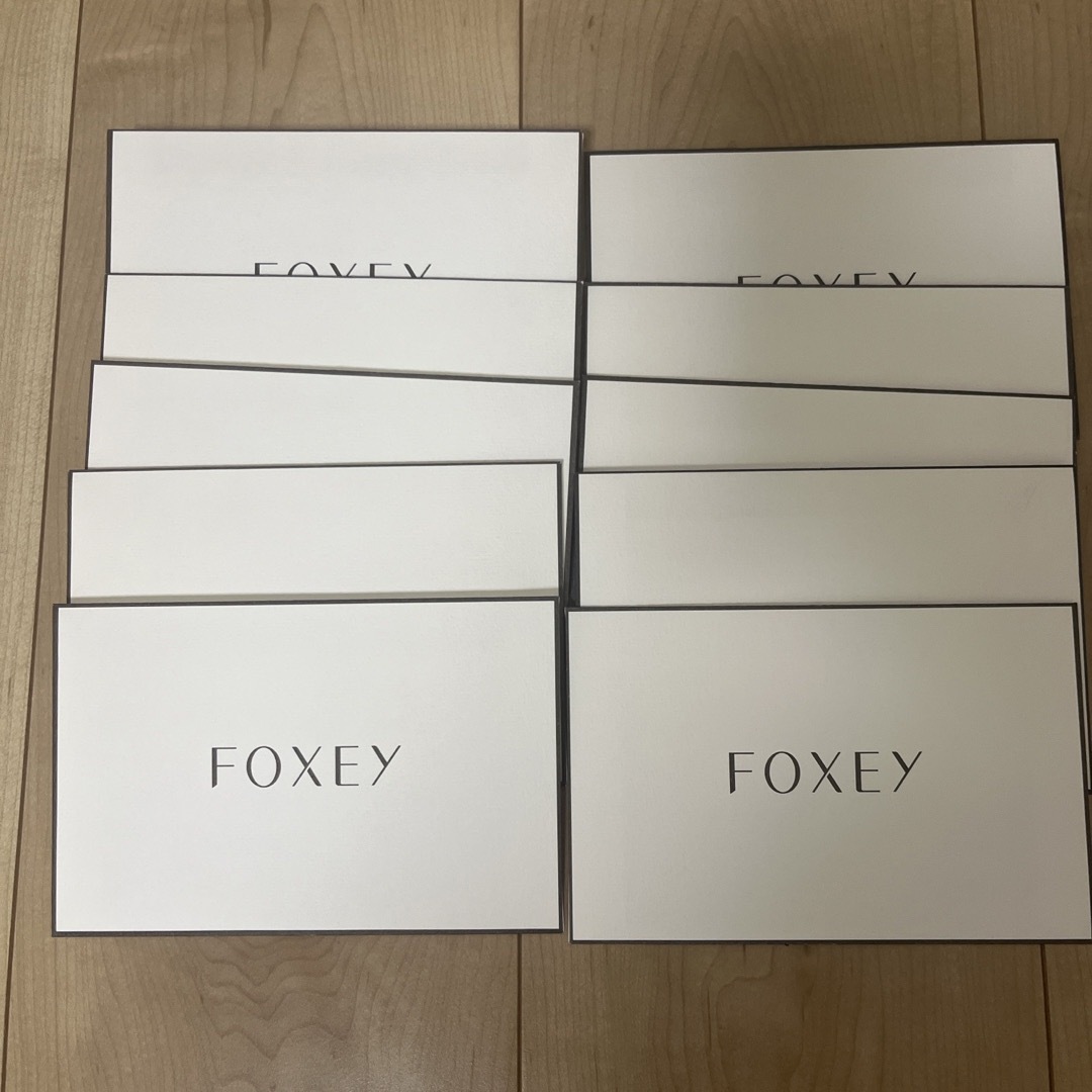 FOXEY(フォクシー)のフォクシー　封筒１０枚 レディースのバッグ(ショップ袋)の商品写真