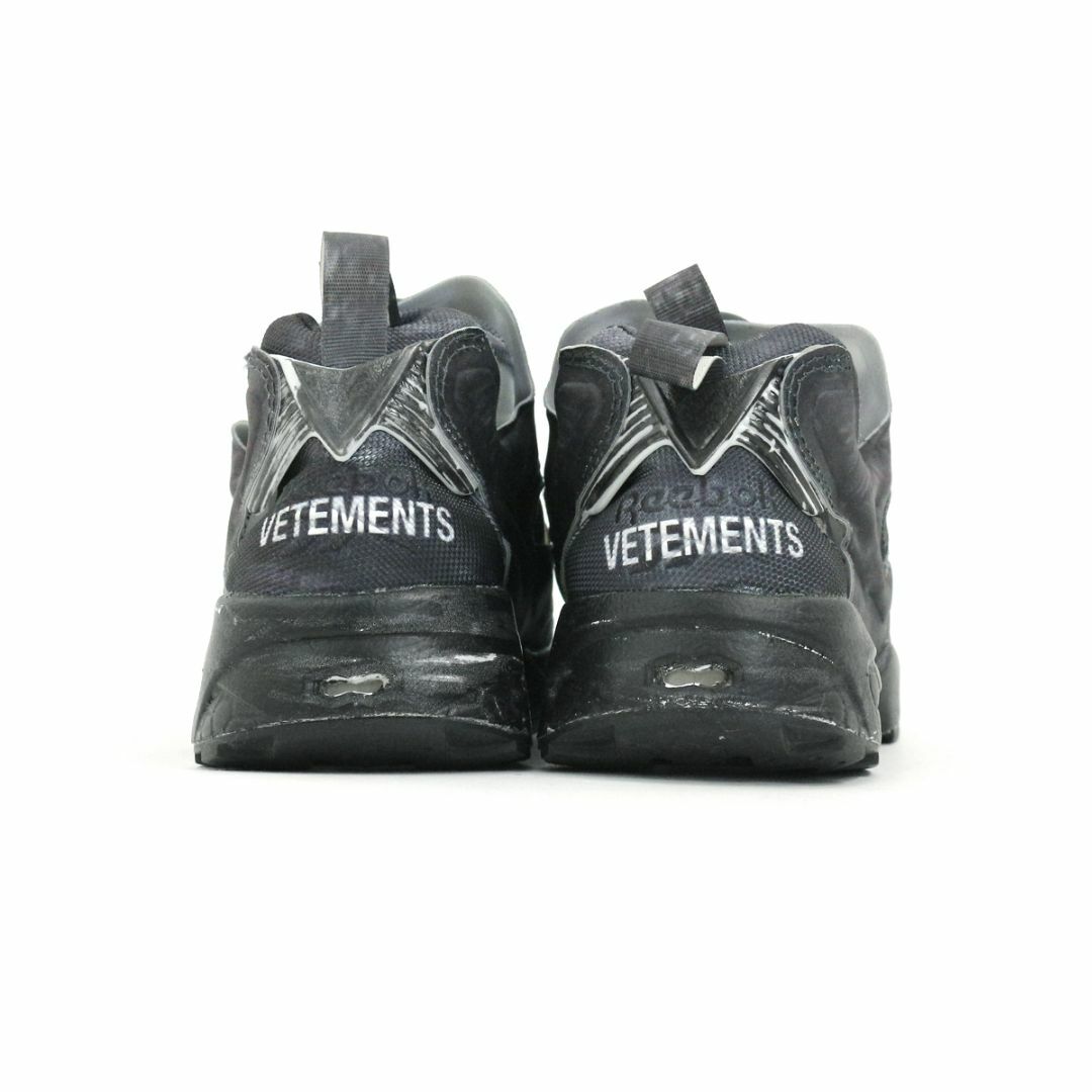 VETEMENTS(ヴェトモン)のリーボック × ヴェトモン 17AW インスタポンプフューリー スニーカー レディースの靴/シューズ(スニーカー)の商品写真