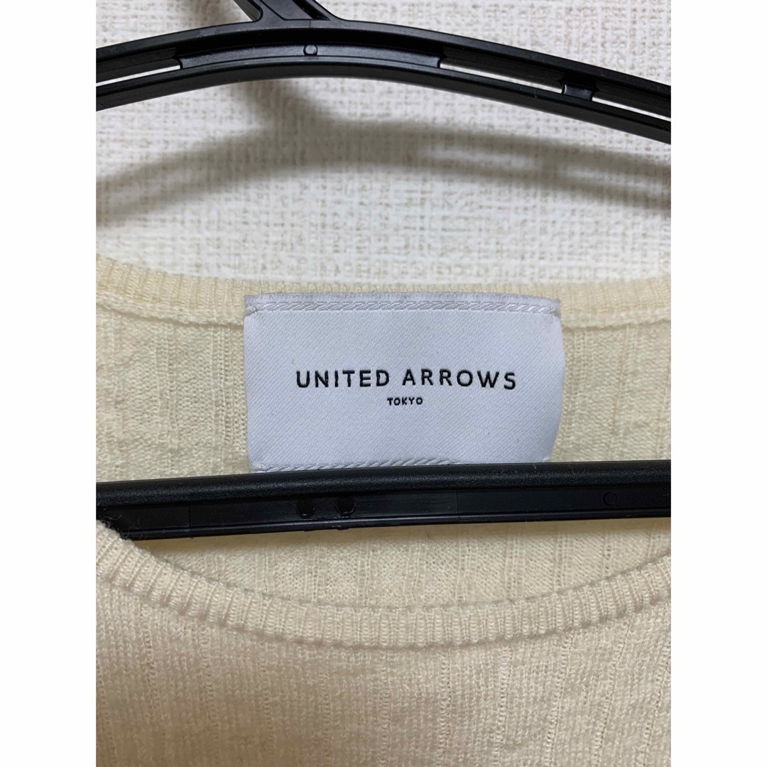 UNITED ARROWS(ユナイテッドアローズ)のユナイテッドアローズ　シルクカシミヤウール　リブクルーネックニット　アイボリー レディースのトップス(ニット/セーター)の商品写真