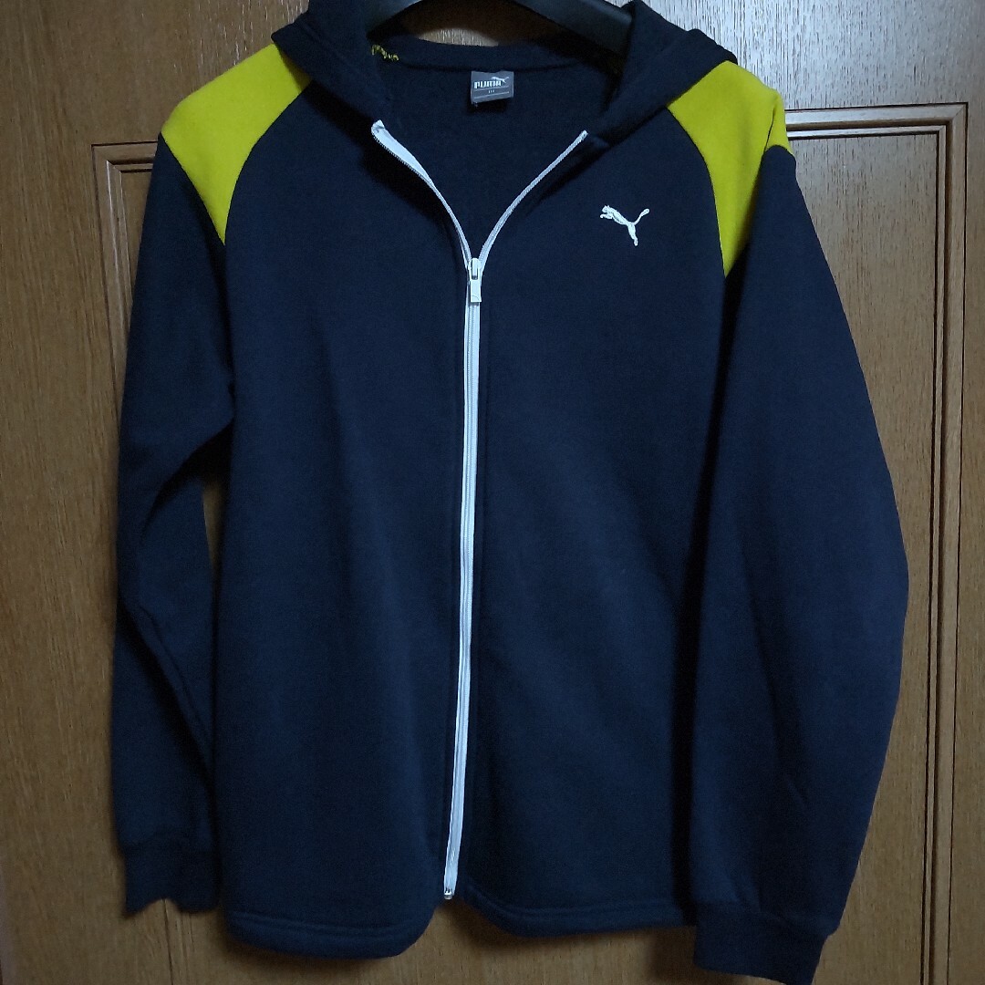 PUMA(プーマ)のキッズ❮209❯ 160㎝ プーマ パーカー キッズ/ベビー/マタニティのキッズ服男の子用(90cm~)(ジャケット/上着)の商品写真