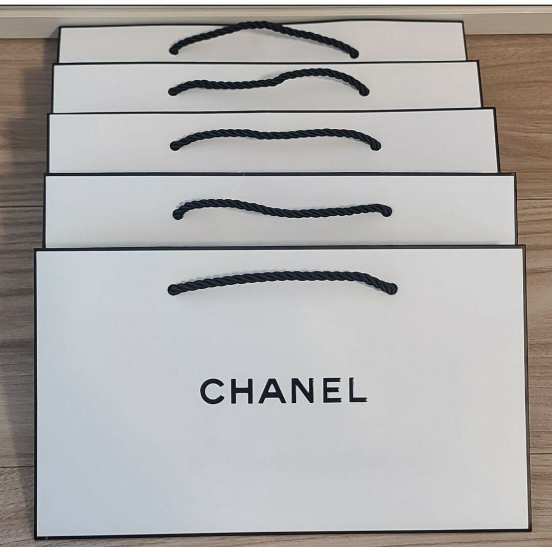 CHANEL(シャネル)のシャネルショッパー レディースのバッグ(ショップ袋)の商品写真