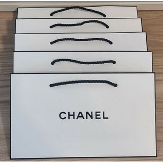 CHANEL - いちご様専用❤︎CHANELショッパー2枚の通販 by c's shop