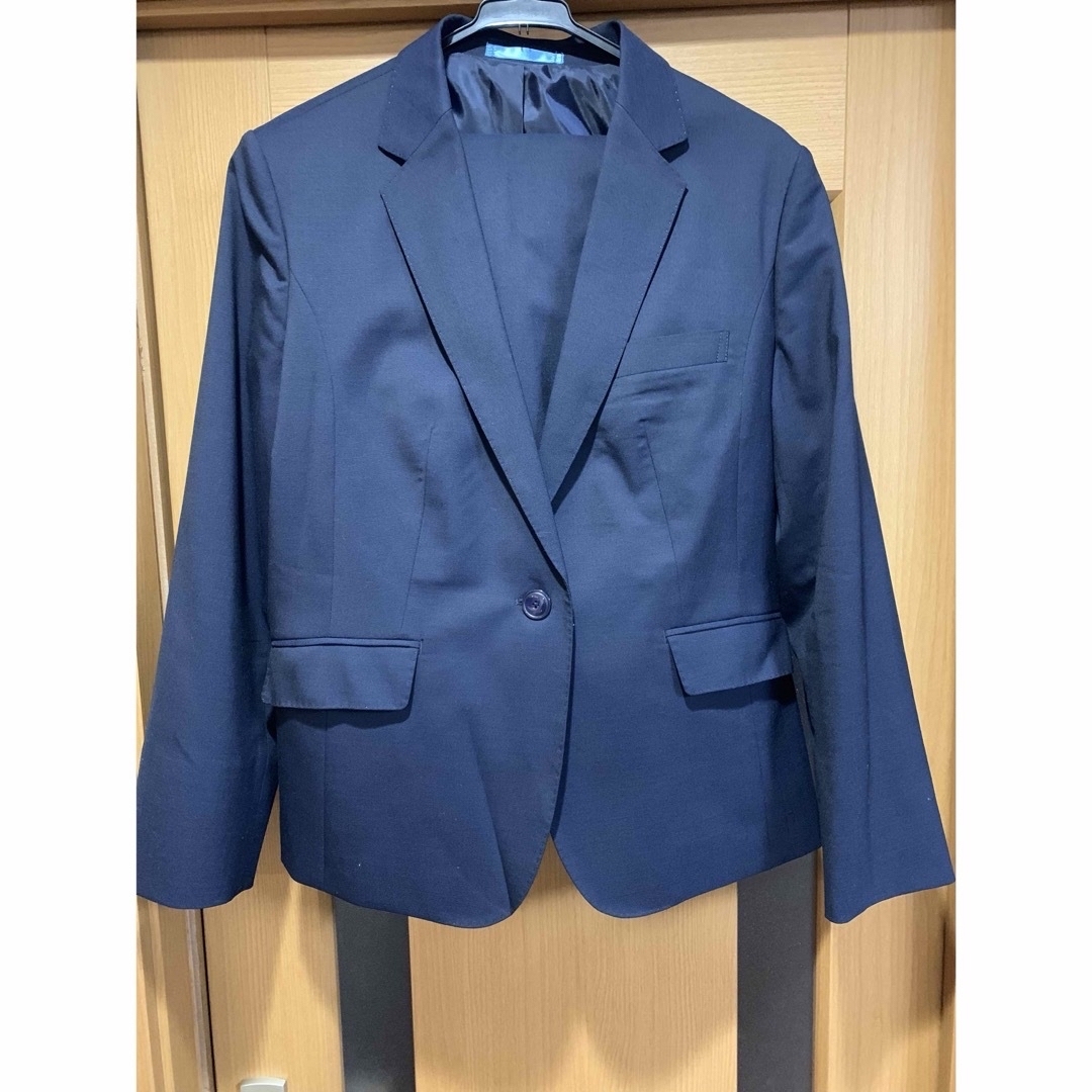 AOKI(アオキ)のLES  MUESパンツスーツ レディースのフォーマル/ドレス(スーツ)の商品写真
