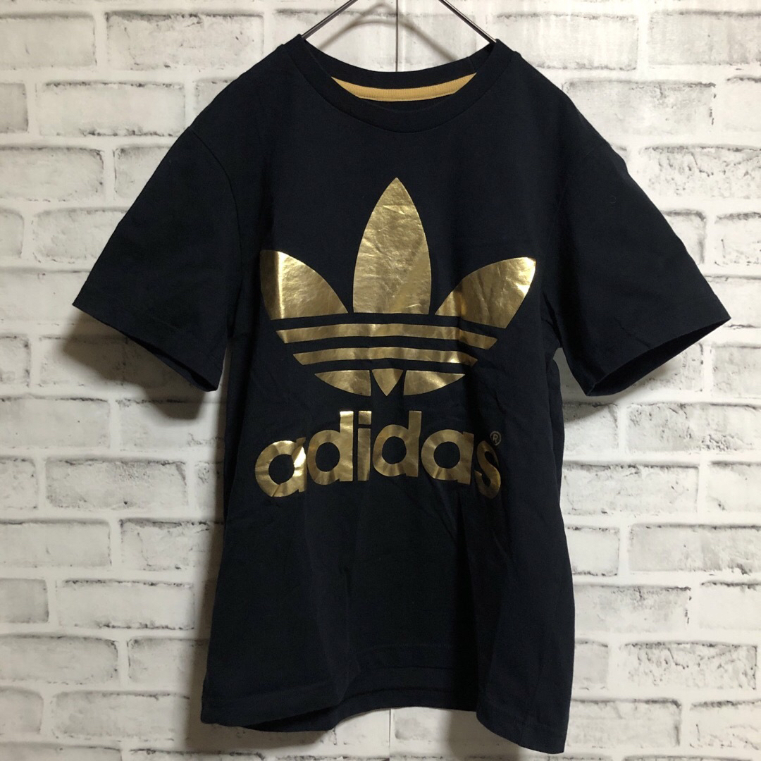 Originals（adidas）(オリジナルス)の00s adidas⭐️ゴールドトレファイル XS 黒 vintage Tシャツ メンズのトップス(Tシャツ/カットソー(半袖/袖なし))の商品写真