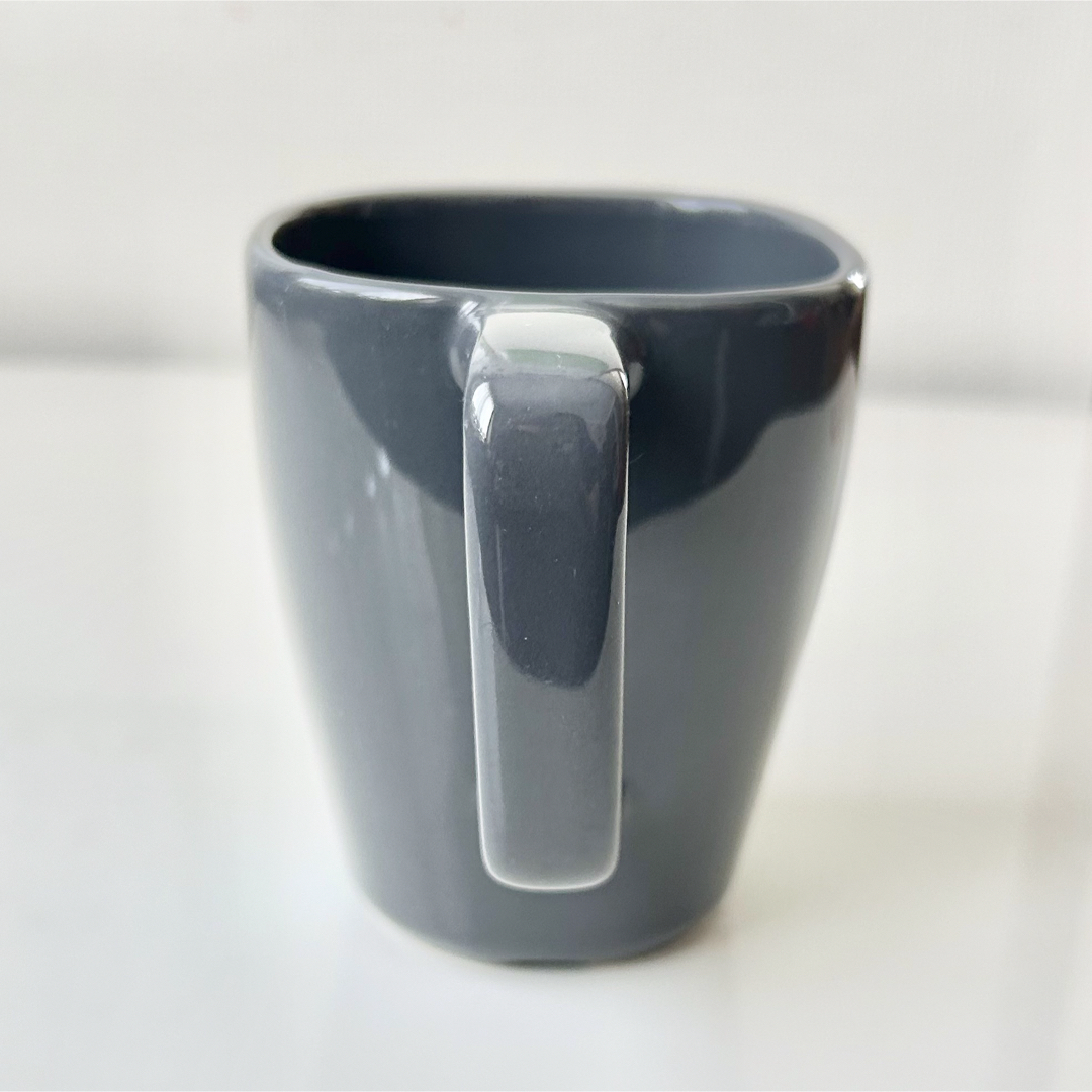 Peugeot(プジョー)のマグカップ インテリア/住まい/日用品のキッチン/食器(グラス/カップ)の商品写真