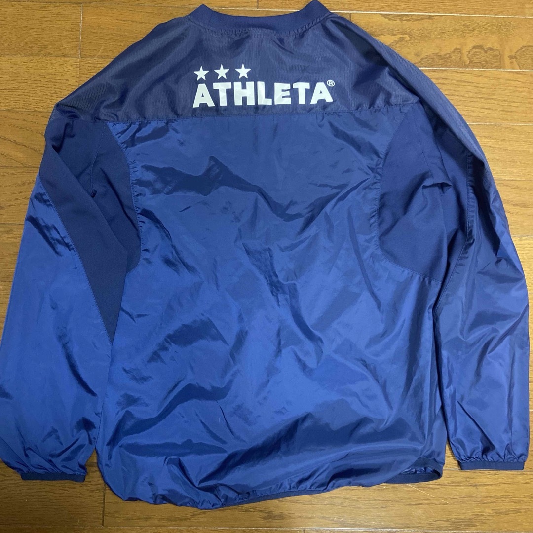 中古品 ATHLETA スポーツ用ジャージ 160 上のみ スポーツ/アウトドアのサッカー/フットサル(ウェア)の商品写真