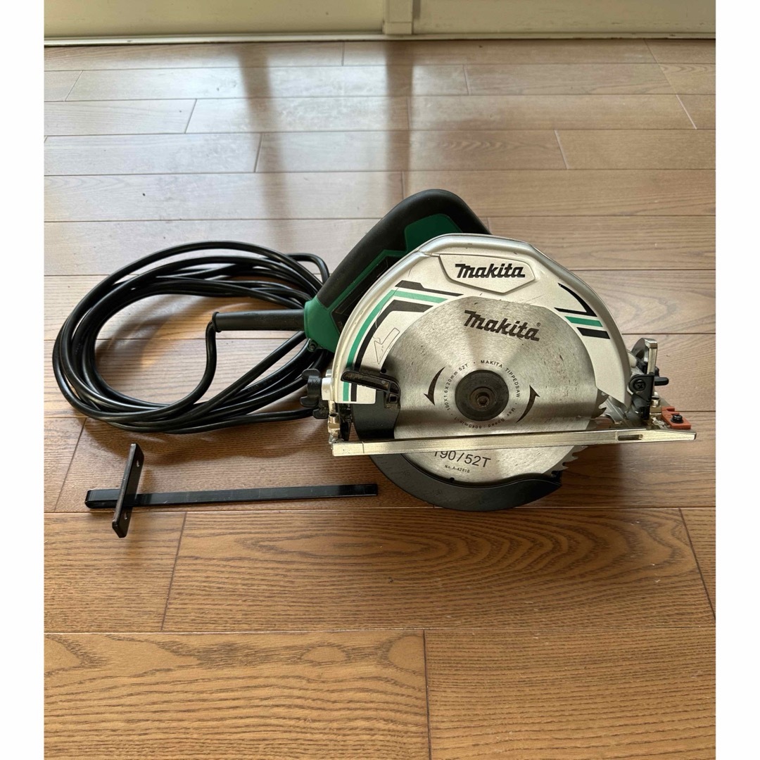 マキタ(Makita) 電気マルノコ 190mm M585 マキタ(Makita) 電気マルノコ 190mm M585