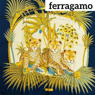 サルヴァトーレフェラガモ(Salvatore Ferragamo)の極美品 ★Ferragamo★ スカーフ 大判 ライオン 花 シルク ネイビー(バンダナ/スカーフ)