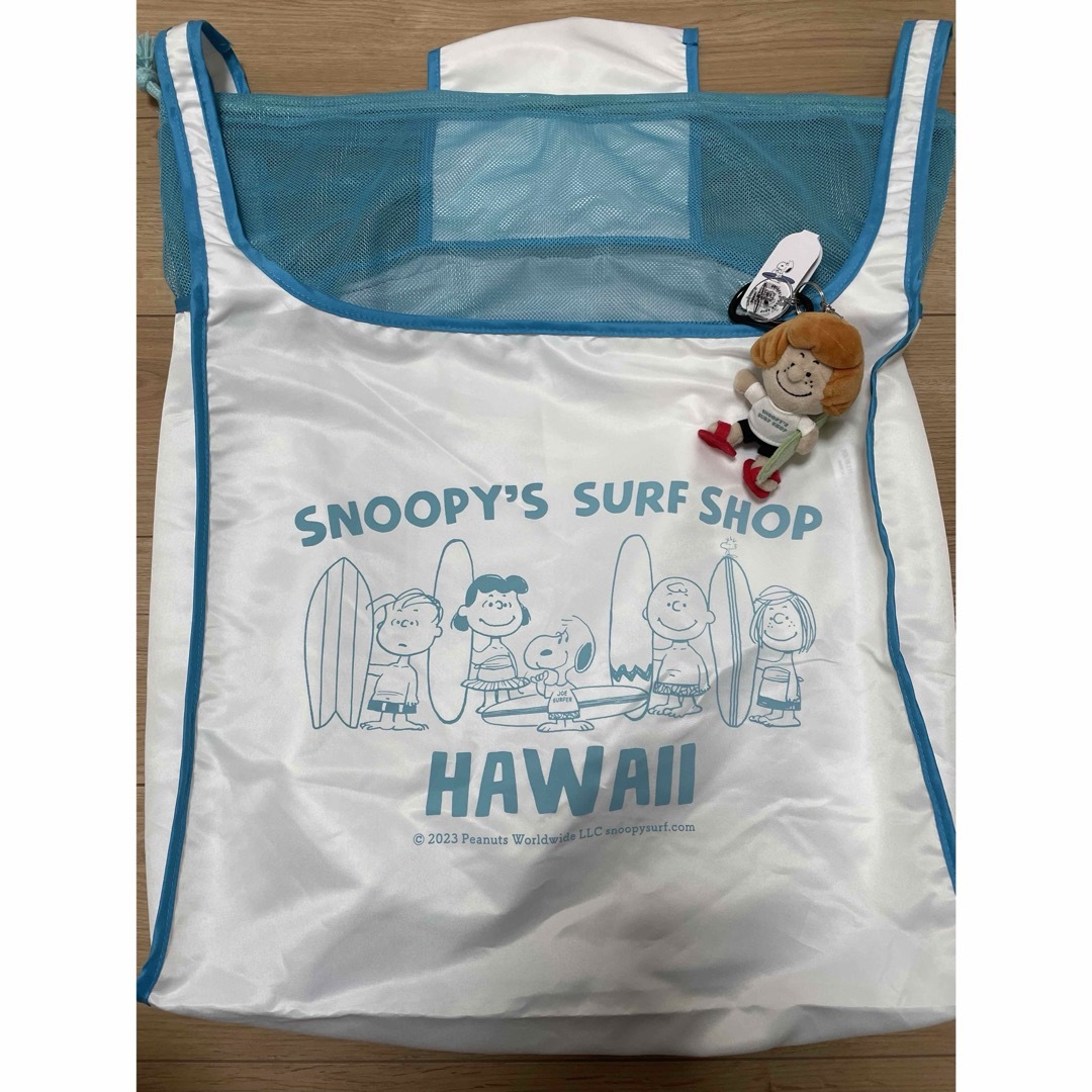 SNOOPY(スヌーピー)のスヌーピーサーフショップ　ハワイ　エコバッグ　キーホルダー付き レディースのバッグ(エコバッグ)の商品写真