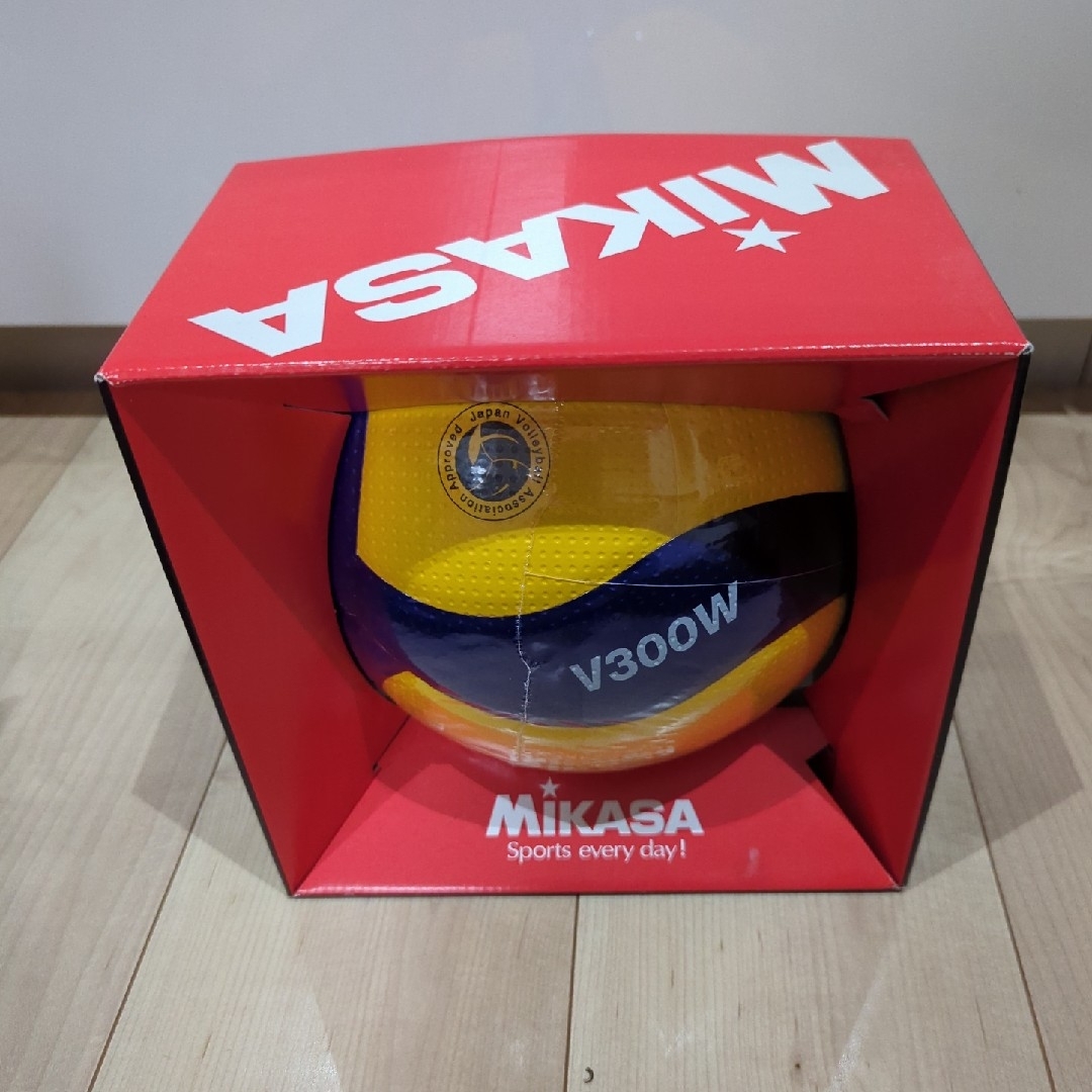 MIKASA(ミカサ)のミカサ 　国際公認球　検定球 ５号　V300W スポーツ/アウトドアのスポーツ/アウトドア その他(バレーボール)の商品写真