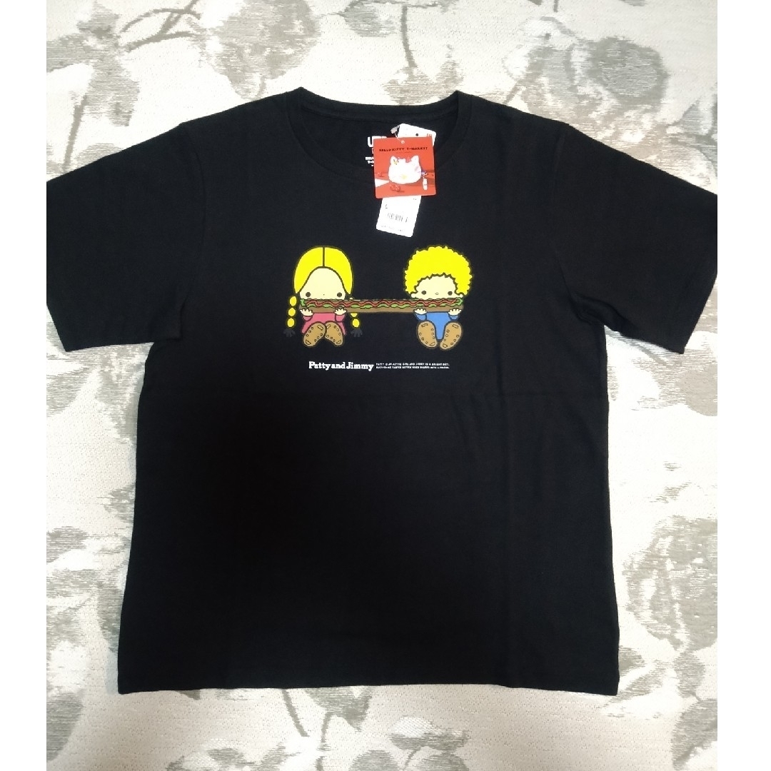 UNIQLO(ユニクロ)の新品☆UNIQLO(ユニクロ)☆UT ＴシャツＬサイズ レディースのトップス(Tシャツ(半袖/袖なし))の商品写真