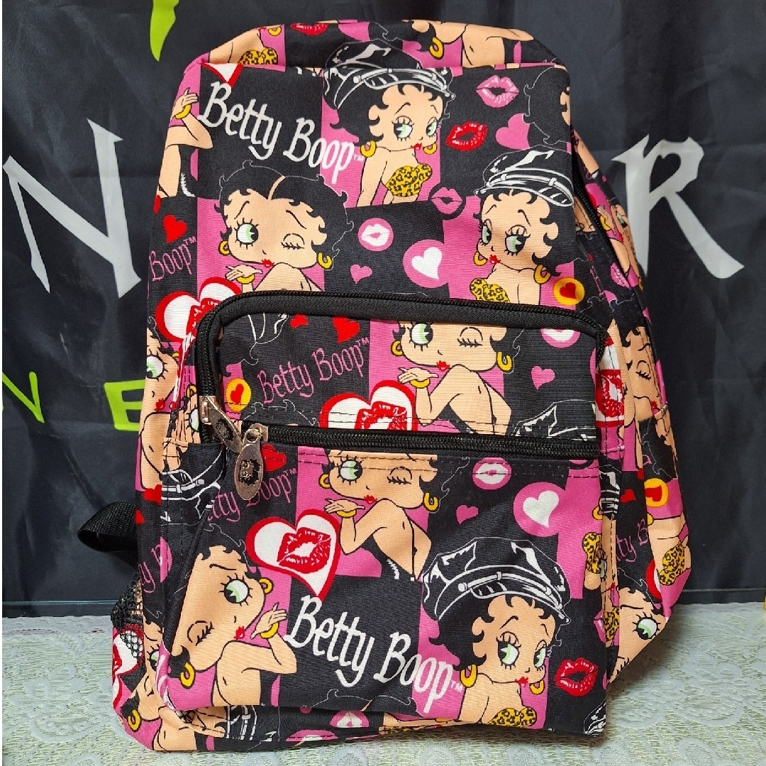 Betty Boop(ベティブープ)のベティちゃん🌸リュック🌸新品 レディースのバッグ(リュック/バックパック)の商品写真