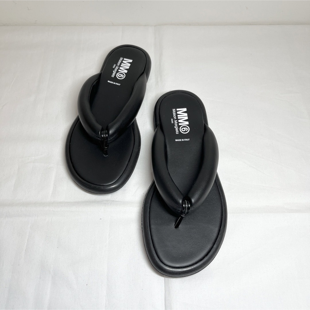 MM6(エムエムシックス)のMM6 Maison Margielaマルジェラ　ロゴ入りサンダル　22.5cm レディースの靴/シューズ(サンダル)の商品写真