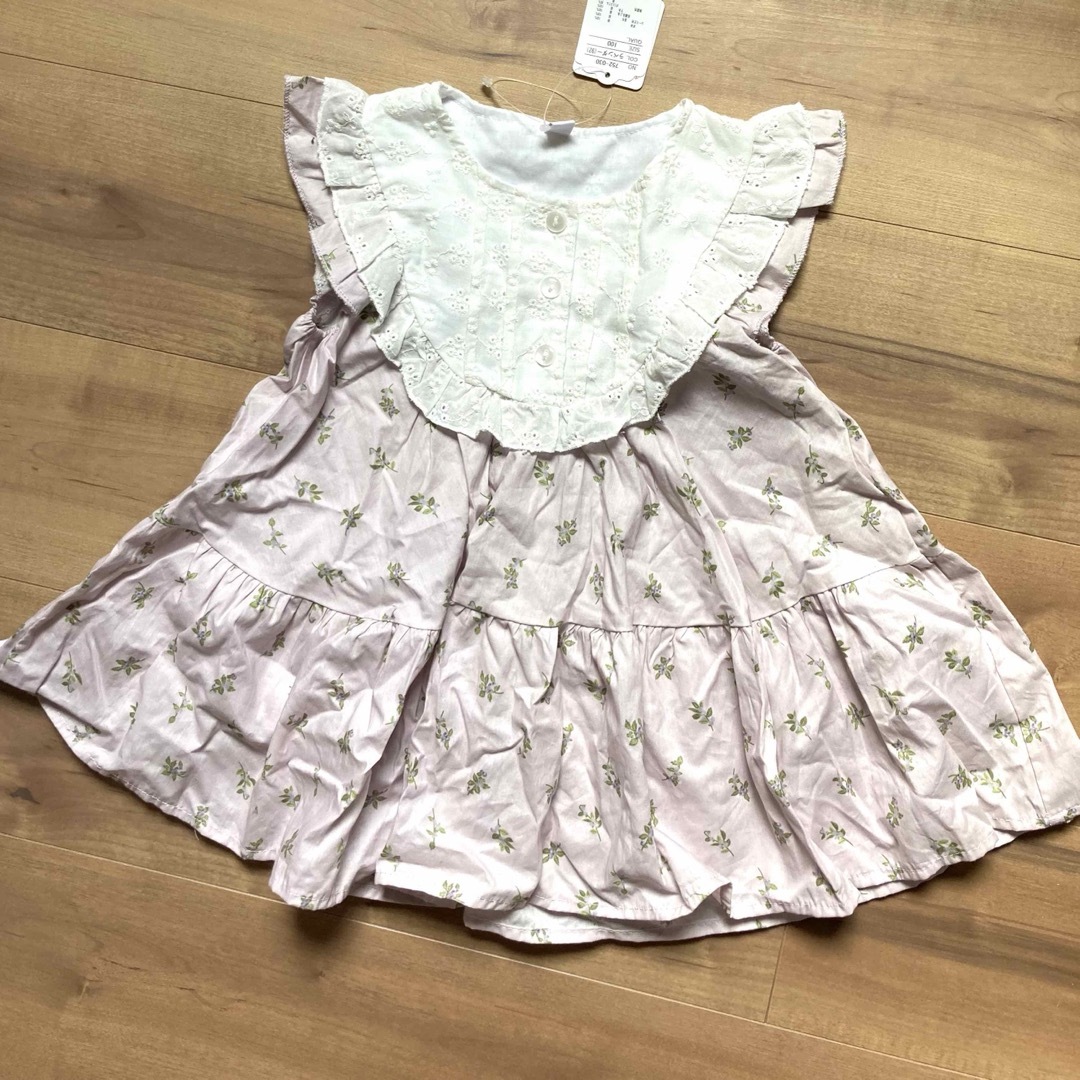 しまむら(シマムラ)の新品　100サイズ　ワンピース　花柄 キッズ/ベビー/マタニティのキッズ服女の子用(90cm~)(ワンピース)の商品写真