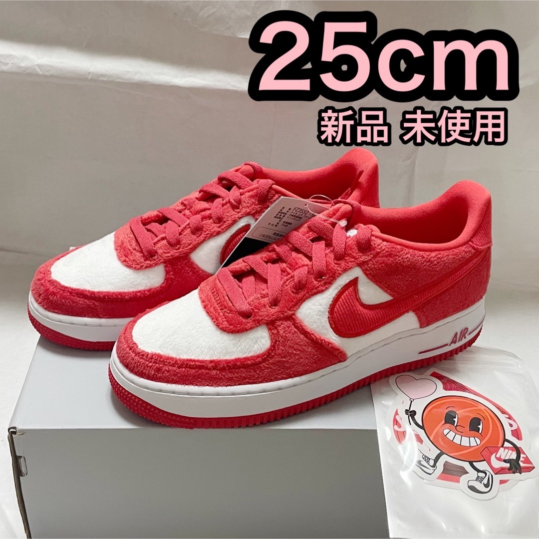 NIKE(ナイキ)のナイキ エアフォース1 バレンタイン 2024 NIKE Valentine レディースの靴/シューズ(スニーカー)の商品写真